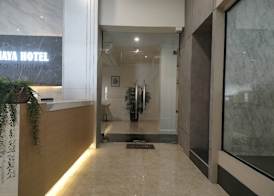 Sunday Ayothaya Hotel 5