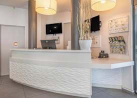 B&B HOTEL Marseille Centre La Timone 2