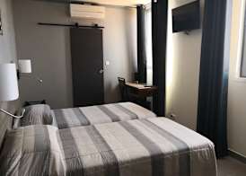 Hôtel Le Dauphin Bleu 4