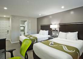 Bay Area Inn & Suites 5