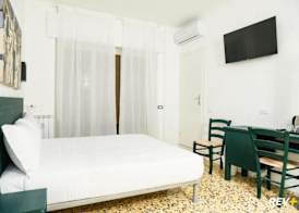 Lia Art Hotel 5