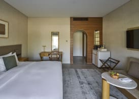 ERTH Abu Dhabi Hotel 4