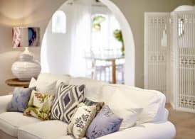 Moorea Boutique - Only Adults 2