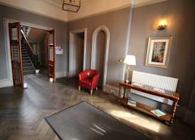 The Royal Hotel Elgin 2