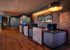 Hotel Maverick 5