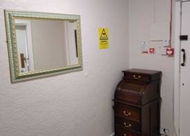 Douglas Hotel 2