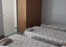 Hostal Usera 5