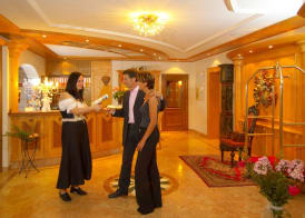 Wohlfühl & Genusshotel Felsenhof 2