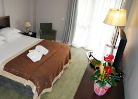 TALEN OTEL 4