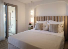 Golden Luxury Suites 5
