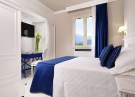 Hotel President 4