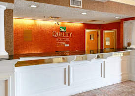 Quality Suites San Antonio Northeast 5