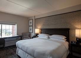 Sheraton Chicago Northbrook 4