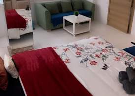 Larnaca Seaview Rooms 4