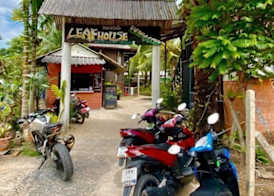 Leaf House Bungalows 2