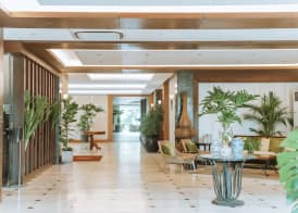 Sugarland Hotel 2