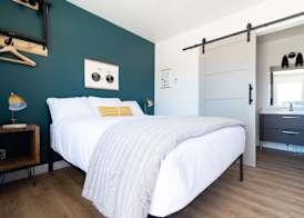 Spoke and Vine Motel 4