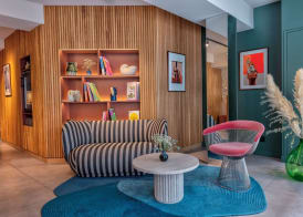 Republik Hotel 2