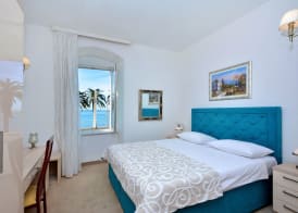 Hotel Adriana 4