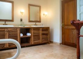 Karen Blixen Coffee Garden & Cottages 5