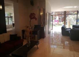 Four Seasons Hotel 4
