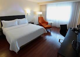 Hotel Opus Grand Toluca Aeropuerto 4
