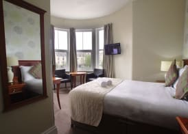 The Broadway Hotel 5