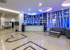 K Maris Hotel 2