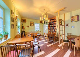 Labyrinth Hostel Weimar 4
