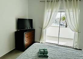 Studio apt with spectacular views of Lagos Marina 3