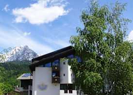 Hotel Castel Pietra 2