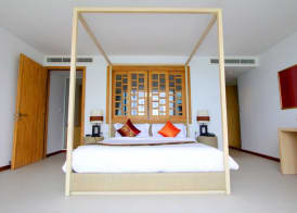 IndoChine Resort and Villas 4