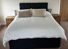 Chevin End Guest House 5