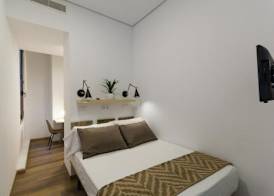 The Bridge Huertas - Hostal 4