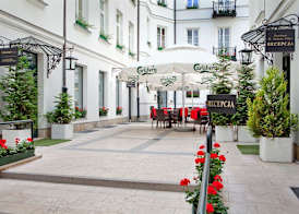 Residence St. Andrew's Palace 2