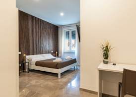 Suebi Central - Deluxe Rooms & Family Suites 4