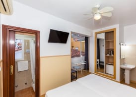Guadalupe Hostal By Torremolinos On-line 5