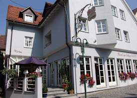 Hotel am Schloss Neuenstein 4
