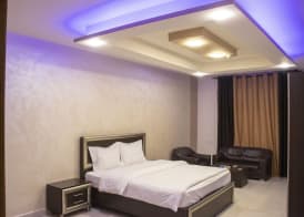 Sara Crown Hotel 2