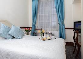 London Elizabeth Hotel 5