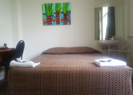 Kiwi International Hotel 4