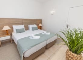 Atalaia Sol Aparthotel - tennis & heated pool in winter 5