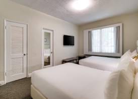Crest Hotel Suites 4