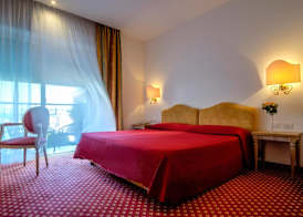 Hotel Bristol 4