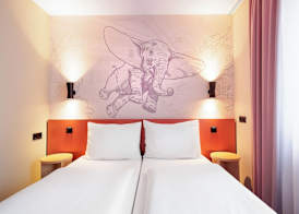 McDreams Hotel Wuppertal City 2