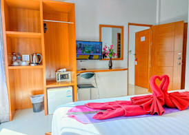 PJ Patong Resortel 5