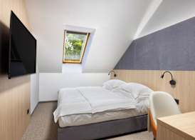 Hotel Kompas 5