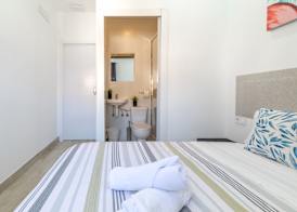 AYZ Silvela - Auto check-in property 4