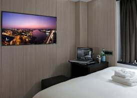 The Z Hotel Soho 3