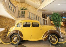 Hotel Plaza Del Castillo 4